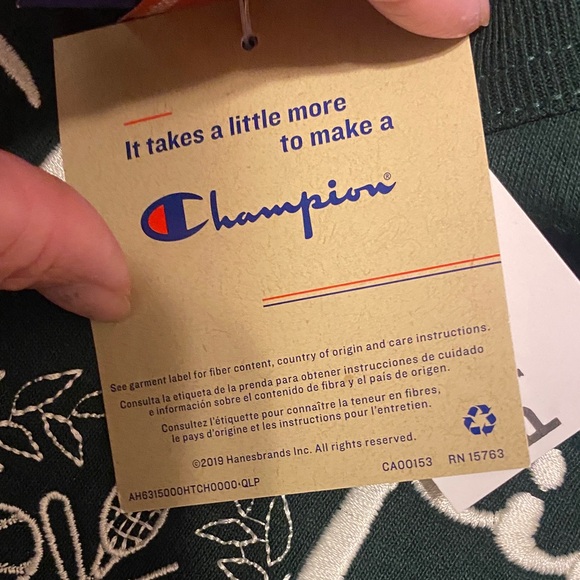 NWT, Men’s Size S Champion Pine Green Short Sleeve Tee W/ Logo Embroidery - Picture 15 of 15